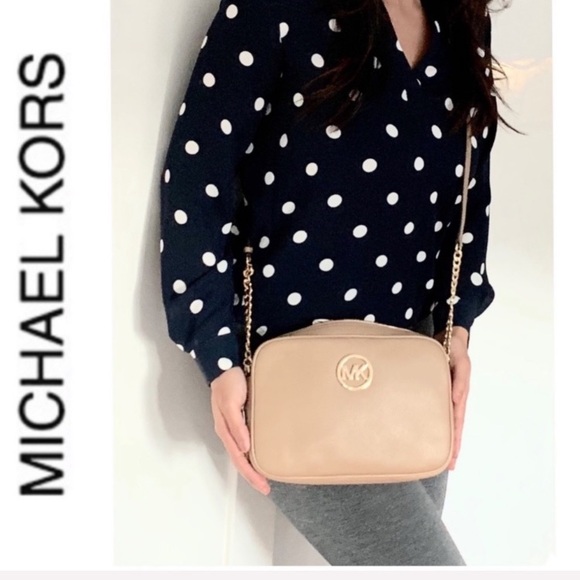 NWT authentic MK genuine pebble leather crossbody - Picture 6 of 6